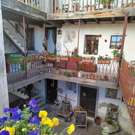Bed & Breakfast La Corte Del Poeta Arcumeggia