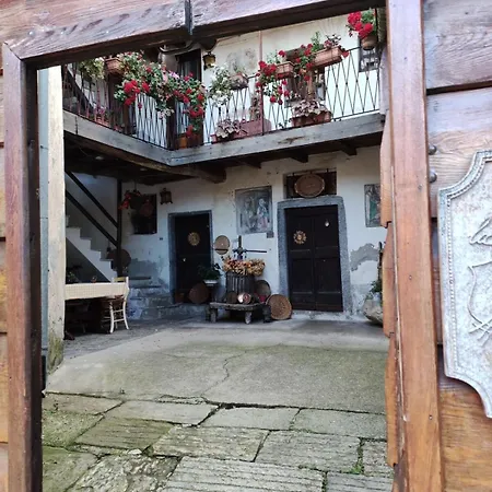Bed & Breakfast La Corte Del Poeta